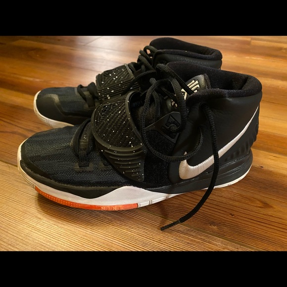 Nike Kylie 6 - Picture 3 of 4